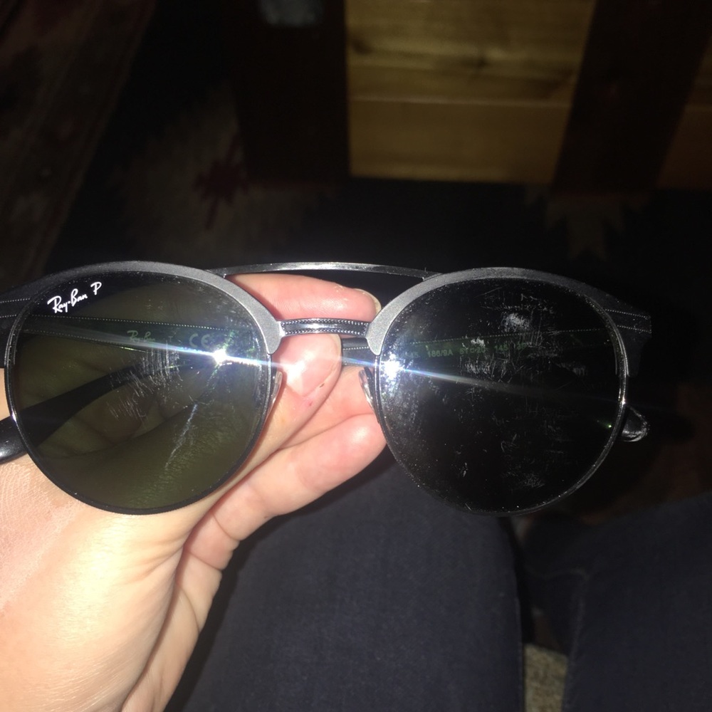 Black Ray Bans